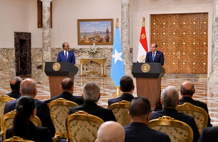 رسائل مصر الحاسمة لحماية القرن الإفريقي.. السيسي يحذر من العبث بالصومال وأمن البحر الأحمر